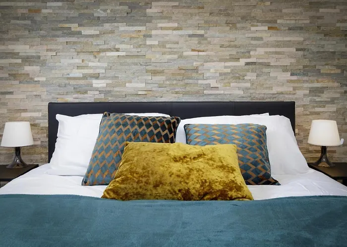 Seaside Suite 1 - Beautiful Long Stay Studio On Lord Street
